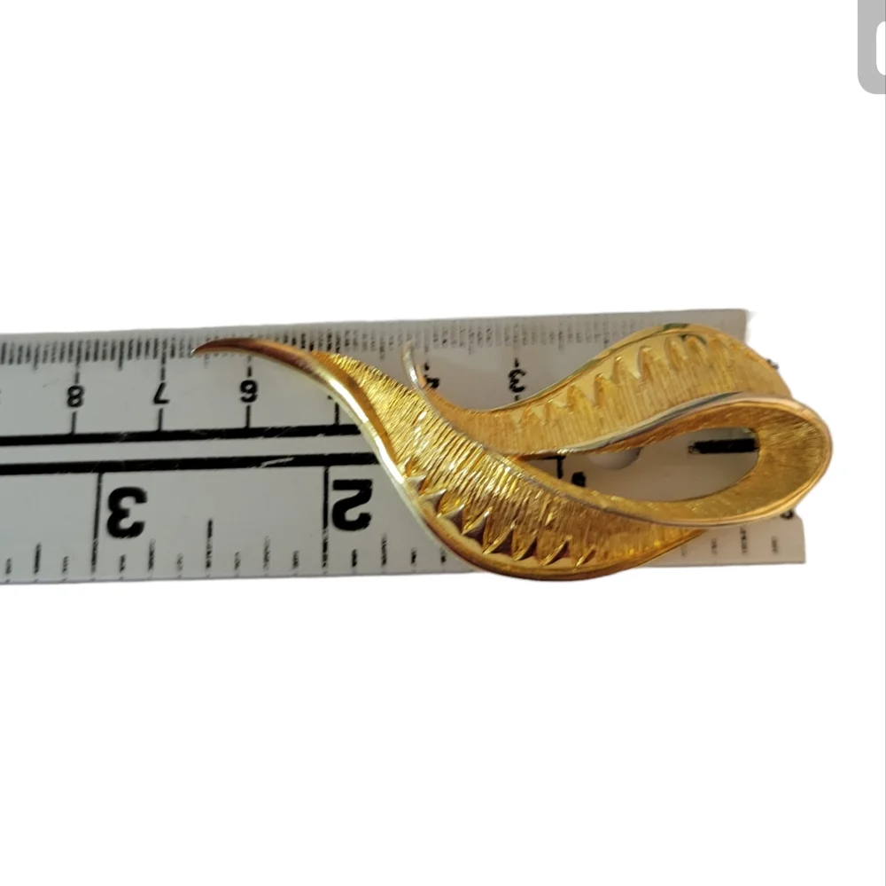 Vintage goldtone 80s